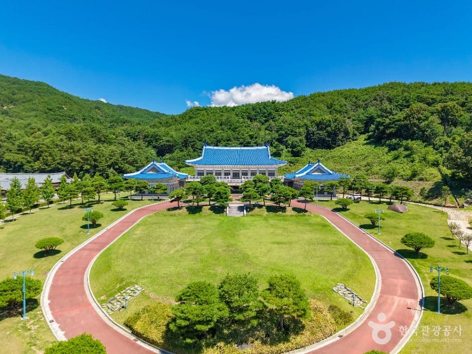 Cheongwadae Set